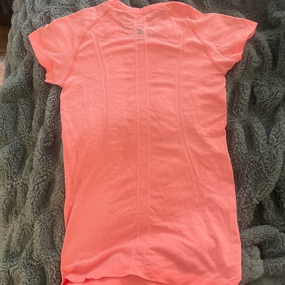 size 4 swiftly tech - Picture 1 of 2